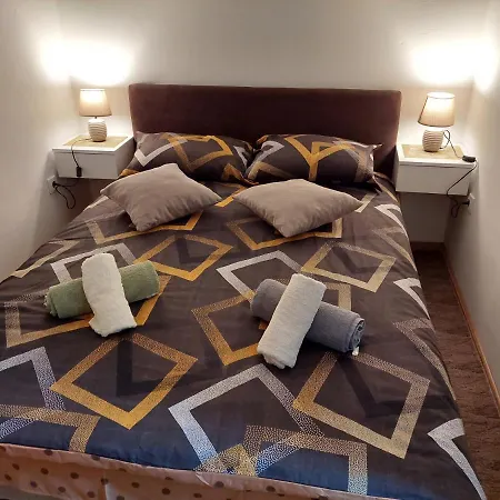 Dan 9 Lägenhet Sombor